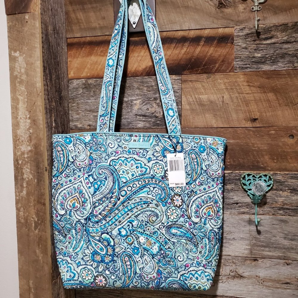 NWT Vera Bradley Daisy Dot Paisley Iconic Tote